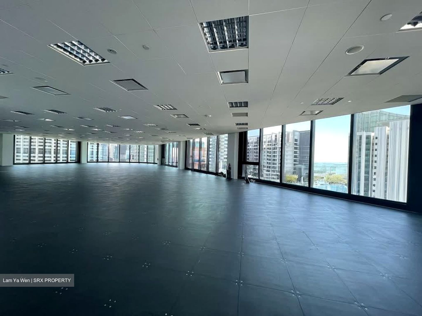 Hub Synergy Point (D2), Office #534075711
